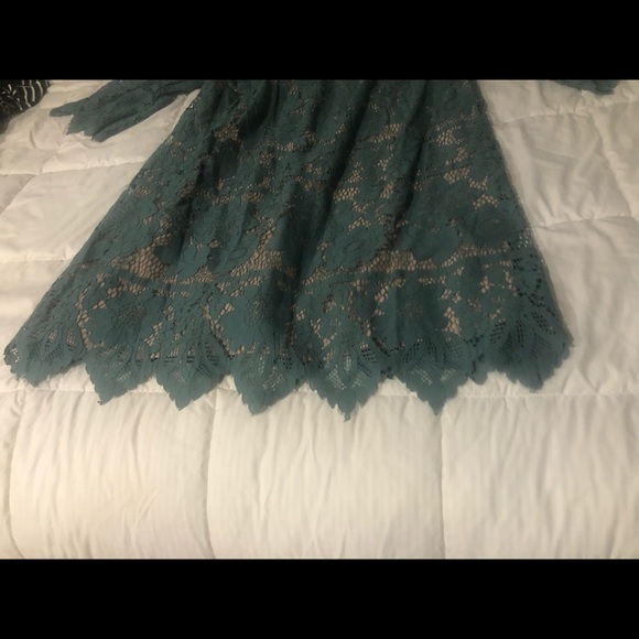 Fun dress! - Picture 5 of 8